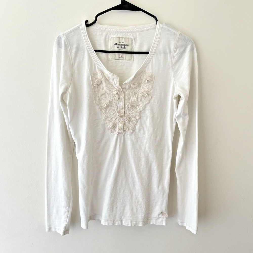 Abercrombie &‎ Fitch Womens Y2K Henley Size M Rosette Moose Logo Twilight 2000s